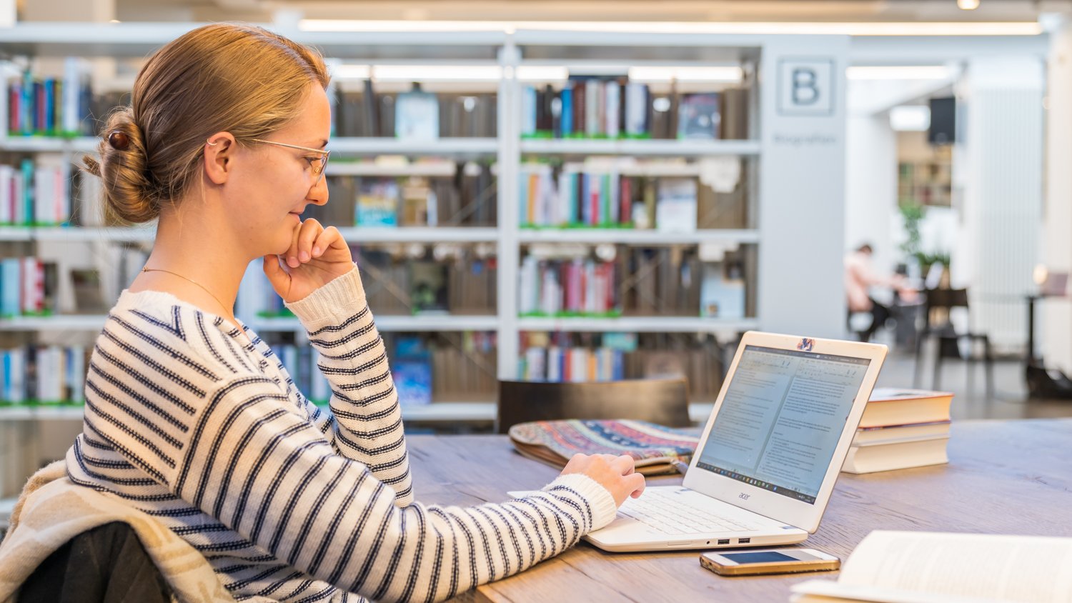 Arbeiten & Lernen Holztisch