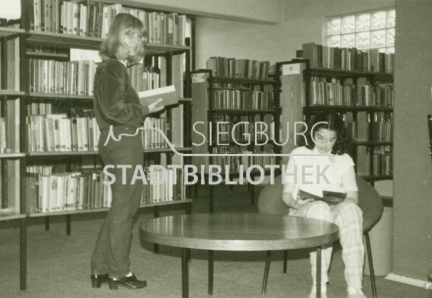 Bibliothek Breite Straße Innenansicht 1