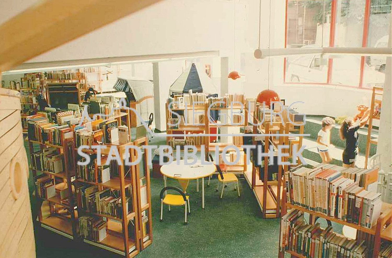 1989 Kinderbibliothek